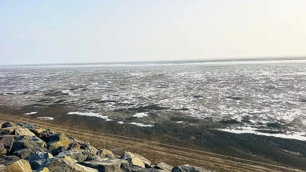 Low tide dry sand view at Dumas Sea Face Surat